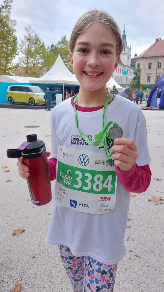 Katja Perne, 6. a